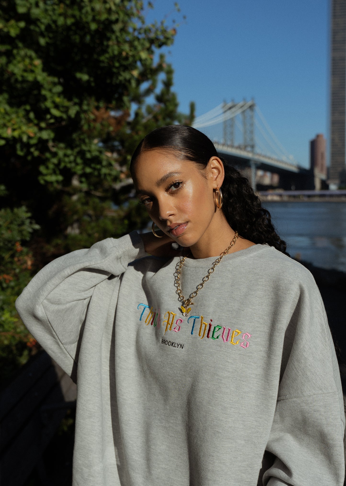 Oversized Crewneck "Wifey Edition"